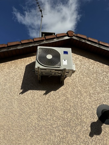 Pourquoi choisir une climatisation gainable à Villeneuve ?